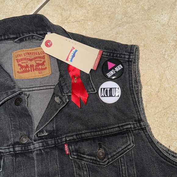 Levi's Limited Edition Pride Denim Vest - - Picture 5 of 8